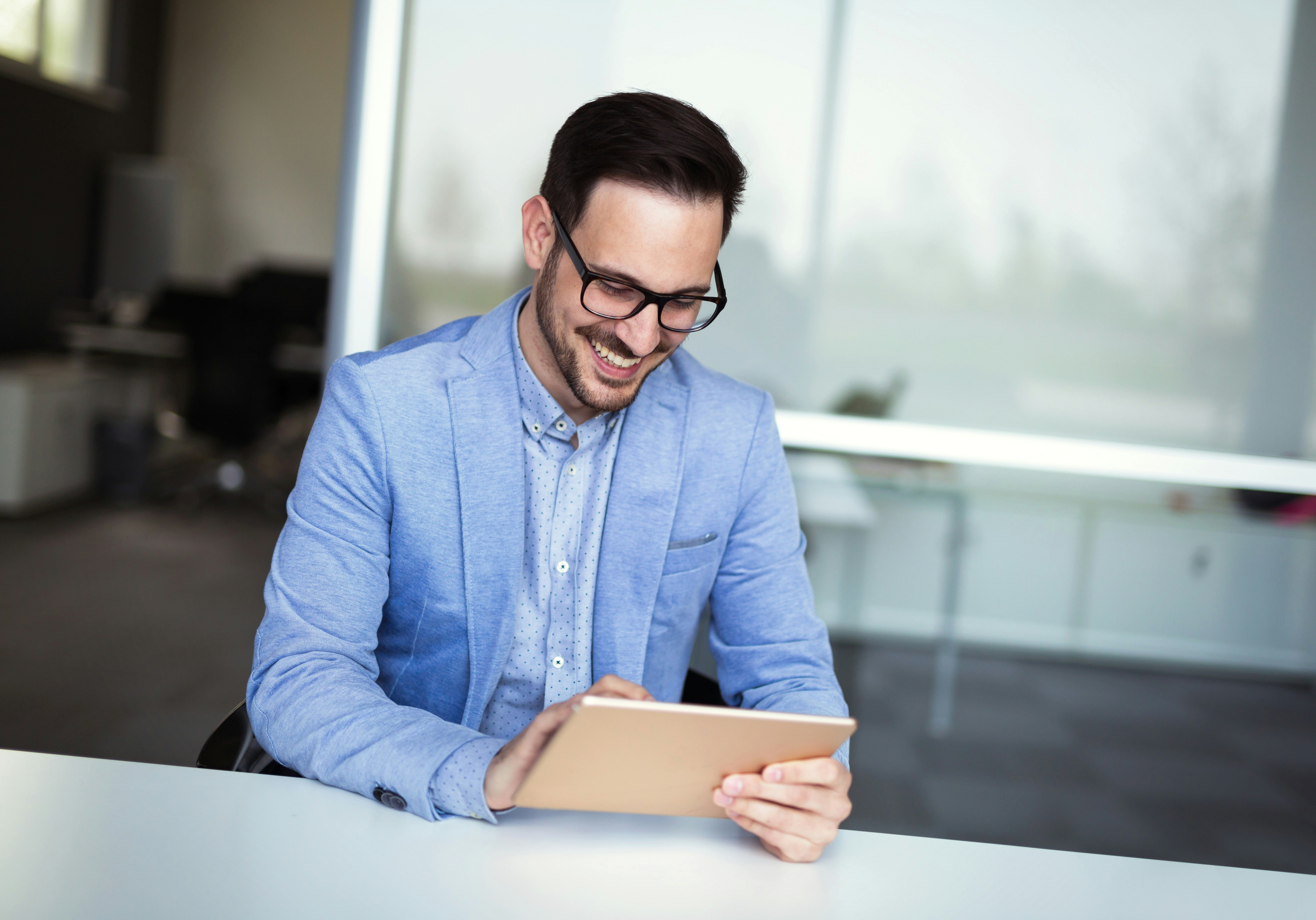 AgriVerde Italia: Il tuo campo, la nostra cura.